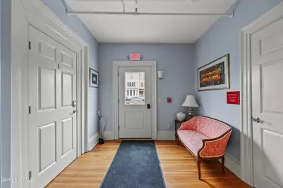 74 Wendell Ave, Pittsfield, MA 01201 - Photo 16