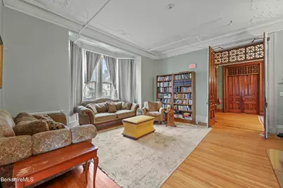 74 Wendell Ave, Pittsfield, MA 01201 - Photo 12
