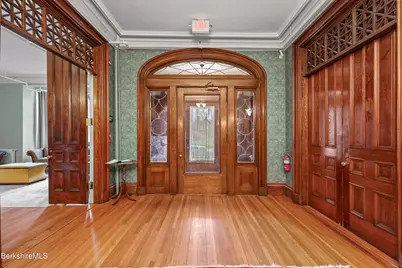 74 Wendell Ave, Pittsfield, MA 01201 - Photo 10