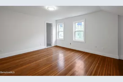 111 Columbia St, Adams, MA 01220 - Photo 4