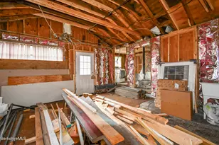 111 Columbia St, Adams, MA 01220 - Photo 32