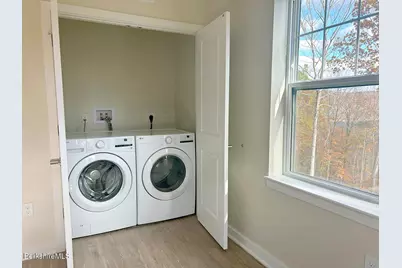 9 Brushwood Way #9, Lenox, MA 01240 - Photo 6