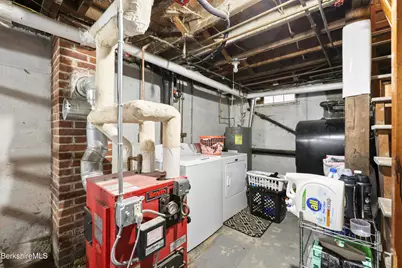 68 Church St, Hinsdale, MA 01235 - Photo 26