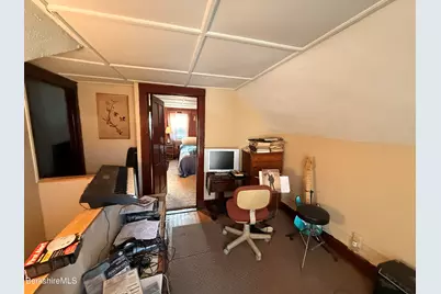 422 W Main St, North Adams, MA 01247 - Photo 12