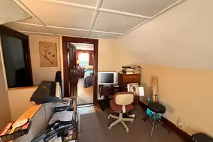 422 W Main St, North Adams, MA 01247 - Photo 12