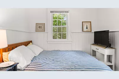 25 Pine St, New Marlboro, MA 01230 - Photo 20