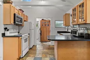 25 Pine St, New Marlboro, MA 01230 - Photo 12
