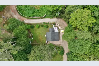 25 Pine St, New Marlboro, MA 01230 - Photo 32