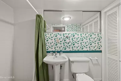 43 Baldwin Ave, Pittsfield, MA 01201 - Photo 28