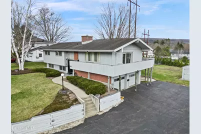 59 Joan Dr, Pittsfield, MA 01201 - Photo 2