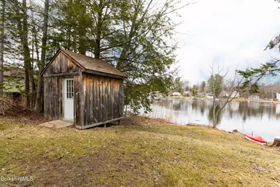 19 Cove Ln, Hinsdale, MA 01235 - Photo 12