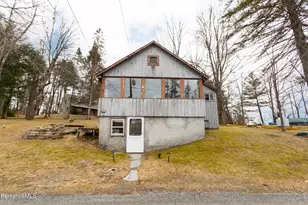 19 Cove Ln, Hinsdale, MA 01235 - Photo 6