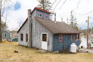 19 Cove Ln, Hinsdale, MA 01235 - Photo 2