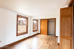 19 Cove Ln, Hinsdale, MA 01235 - Photo 8