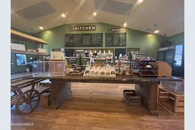 20 Williamstown Rd, Lanesborough, MA 01237 - Photo 24