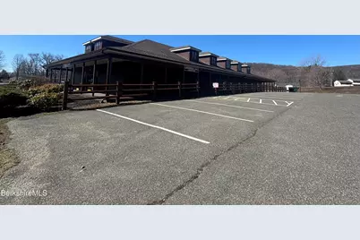 20 Williamstown Rd, Lanesborough, MA 01237 - Photo 8