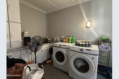 84 Washington Ave, North Adams, MA 01247 - Photo 26