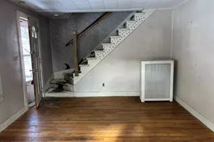 31 William St, Chester, MA 01011 - Photo 2