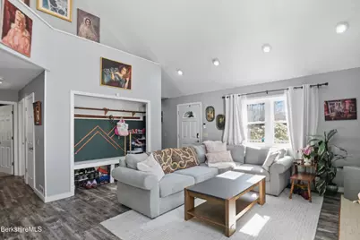 56 Victoria Ln, Lanesborough, MA 01237 - Photo 20