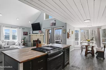 56 Victoria Ln, Lanesborough, MA 01237 - Photo 12