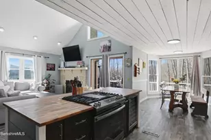 56 Victoria Ln, Lanesborough, MA 01237 - Photo 12