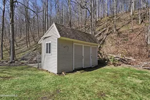 56 Victoria Ln, Lanesborough, MA 01237 - Photo 52