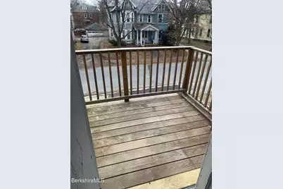 31 Bartlett Ave, Pittsfield, MA 01201 - Photo 16