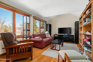 171 Knolls Rd, Williamstown, MA 01267 - Photo 14