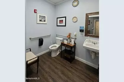 60 Spring St, Williamstown, MA 01267 - Photo 16