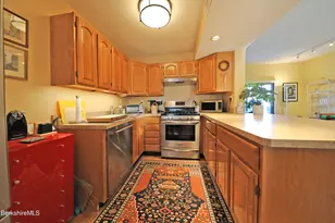 7 Rolling Hills Condominium, Lenox, MA 01240 - Photo 16