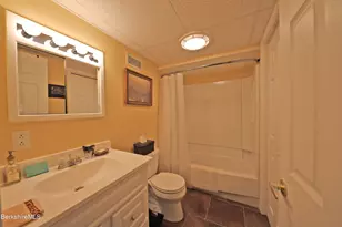 7 Rolling Hills Condominium, Lenox, MA 01240 - Photo 32