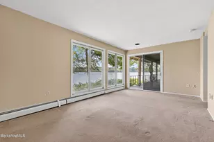 122 Blythewood Dr, Pittsfield, MA 01201 - Photo 30