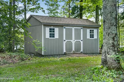 122 Blythewood Dr, Pittsfield, MA 01201 - Photo 48
