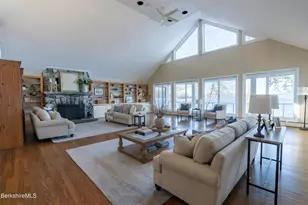 122 Blythewood Dr, Pittsfield, MA 01201 - Photo 10