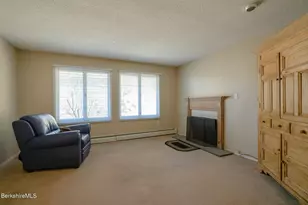 122 Blythewood Dr, Pittsfield, MA 01201 - Photo 28
