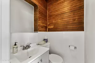 84 Elizabeth St, Pittsfield, MA 01201 - Photo 20