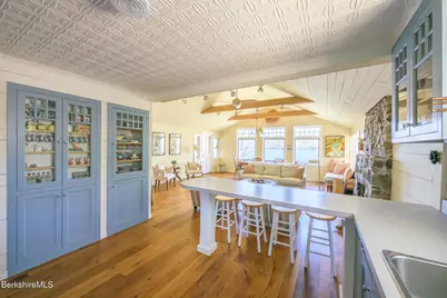 11 Mahkeenac Ter, Stockbridge, MA 01262 - Photo 10