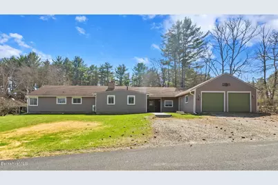 4 Fox Meadow Ln, Stockbridge, MA 01262 - Photo 1