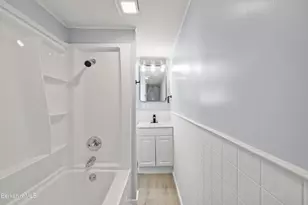 49 McArthur St, Pittsfield, MA 01201 - Photo 24