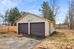 49 McArthur St, Pittsfield, MA 01201 - Photo 32