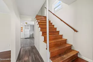 49 McArthur St, Pittsfield, MA 01201 - Photo 6