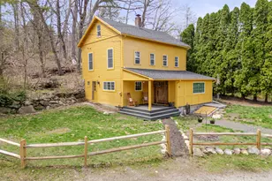 43 Hart St, Great Barrington, MA 01236 - Photo 4