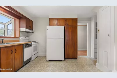 94 1st St, Dalton, MA 01226 - Photo 10