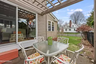 133 Pomeroy Ave, Pittsfield, MA 01201 - Photo 46