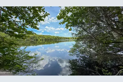 18 Osceola Dr, Becket, MA 01223 - Photo 1
