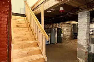 17 Adams St, Easthampton, MA 01027 - Photo 18