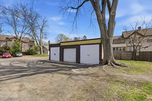 17 Adams St, Easthampton, MA 01027 - Photo 10