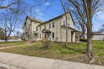 17 Adams St, Easthampton, MA 01027 - Photo 1