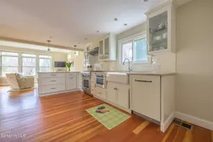11 Sergeant St, Stockbridge, MA 01262 - Photo 10