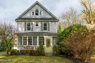 11 Sergeant St, Stockbridge, MA 01262 - Photo 2